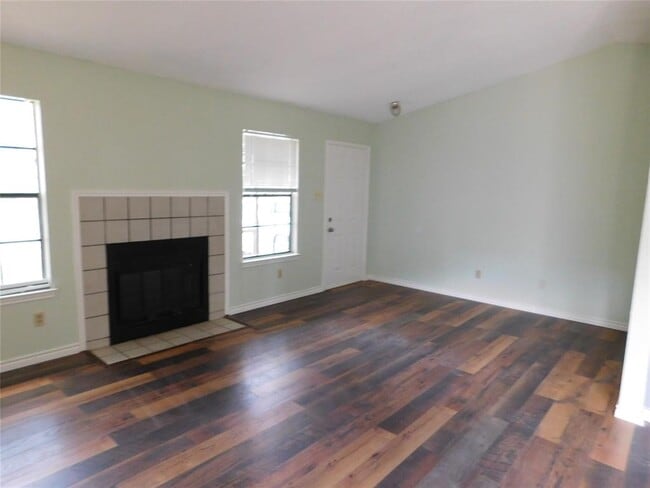 Building Photo - 8743 Birmingham Dr