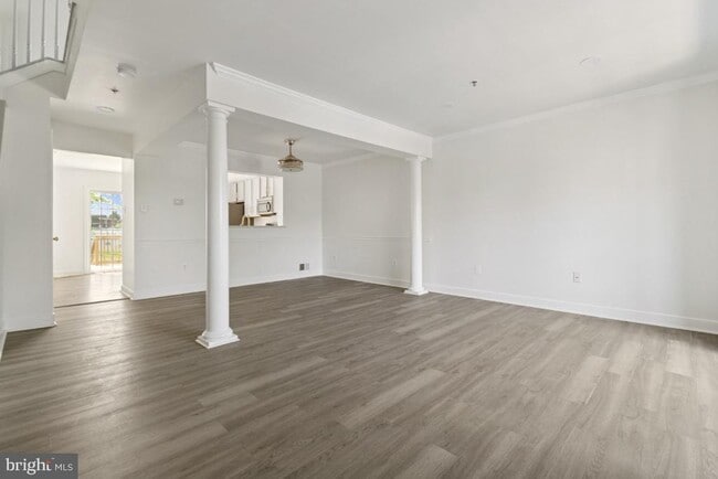 Building Photo - 1109 Pomelo Ct