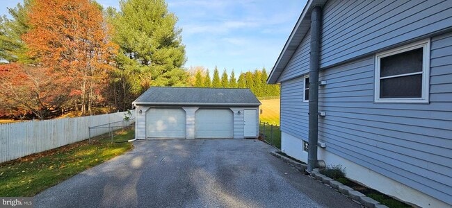 Primary Photo - 3044 Old Gamber Rd