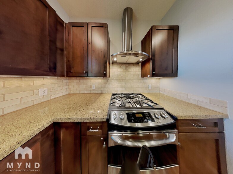 Building Photo - 5213 Eigel St