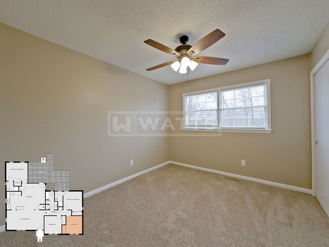 Building Photo - Great 4 Bedroom Split-Level Home in Heart of Hoover