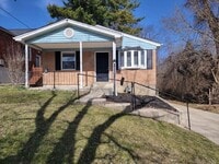 Building Photo - BRIDGETOWN- Warm and Cozy 3 bedroom with attached garage