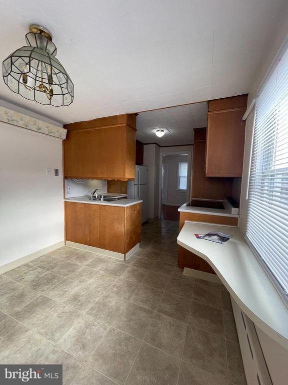 Building Photo - 608 W Wyomissing Blvd