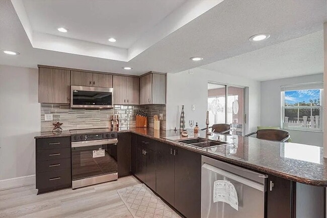 Building Photo - Fully Renovated 2-Bed, 2-Bath Retreat in G...