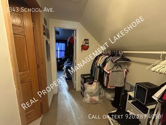 Building Photo - 1343 School Ave
