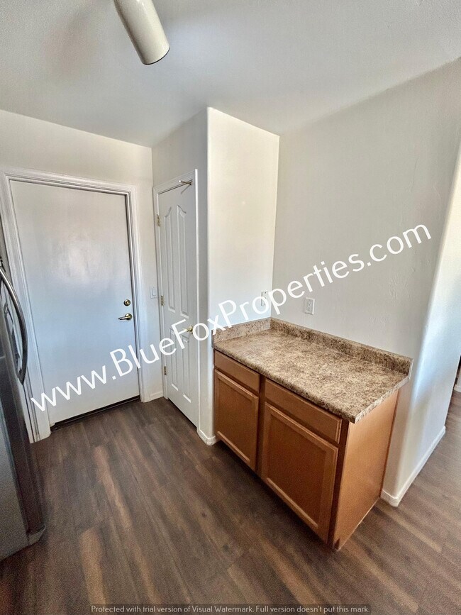 Building Photo - 6863 S Cottontail Run Ave