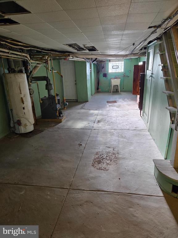 Building Photo - 2014 S 68th St