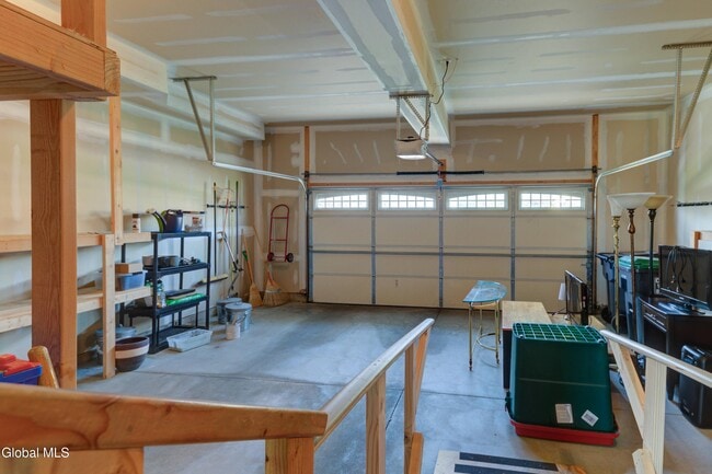 Building Photo - 74 Waverly Cir