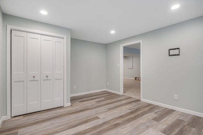 Building Photo - 4 Bed, 4 Bath House on Legends Golf Course