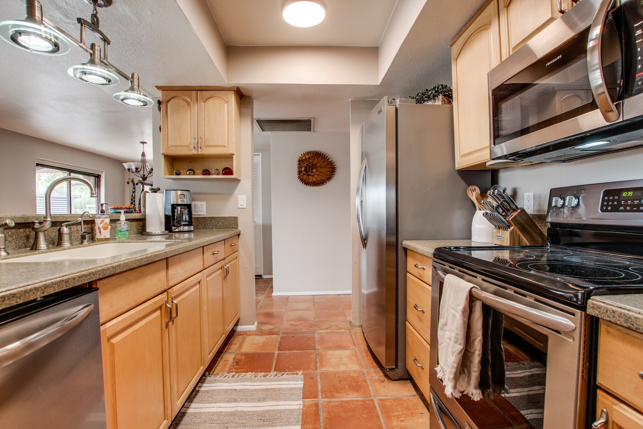 Building Photo - 9530 E Baker St