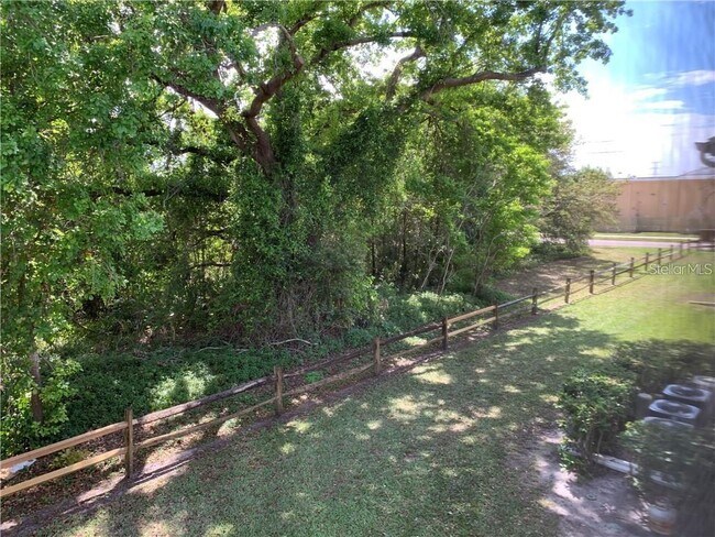 Building Photo - 112 Palmetto Ct