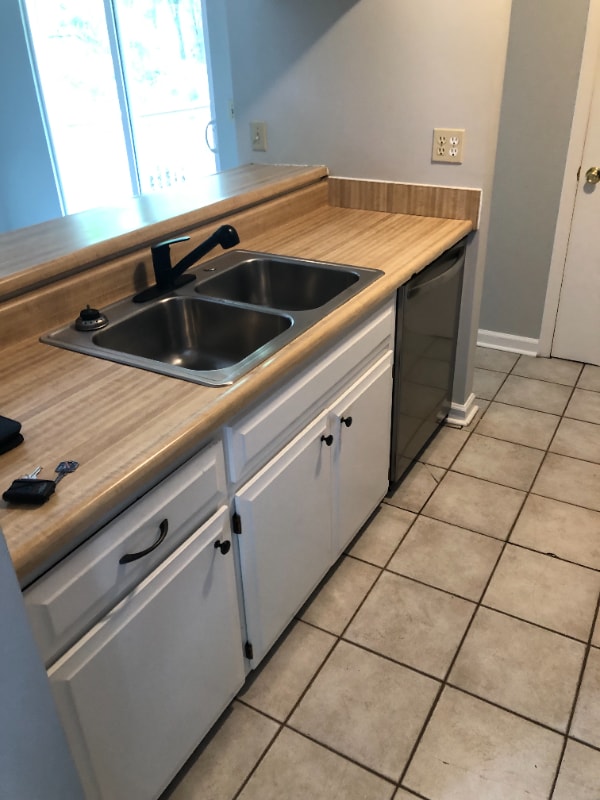 Building Photo - 11458 N Oak Trafficway