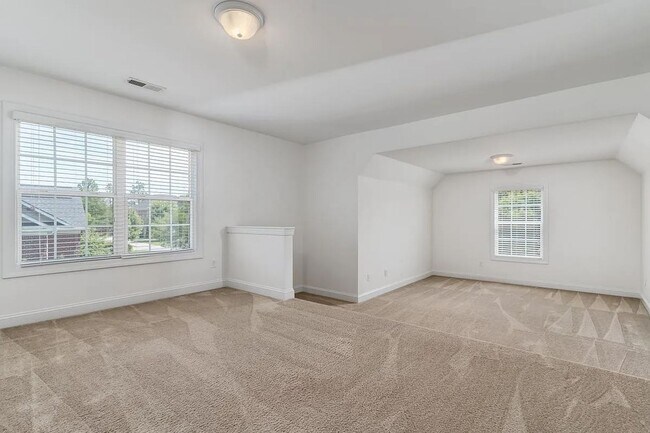 Building Photo - Beautiful home in Longcreek Plantation- Heritage Forest