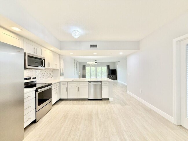 Building Photo - 960 Starkey Rd