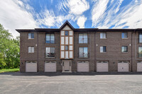 Building Photo - 1743 S Washington St