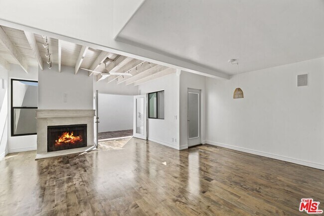 Building Photo - 29221 Heathercliff Rd