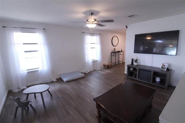 Building Photo - 5521 War Admiral Dr