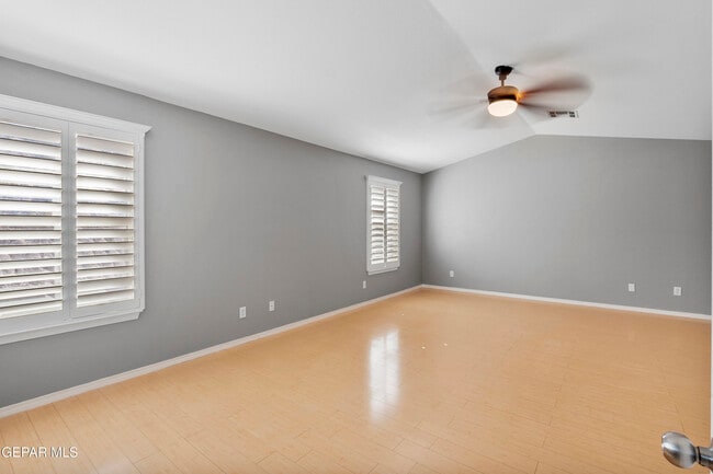 Building Photo - 1450 Senda Del Sol Ln