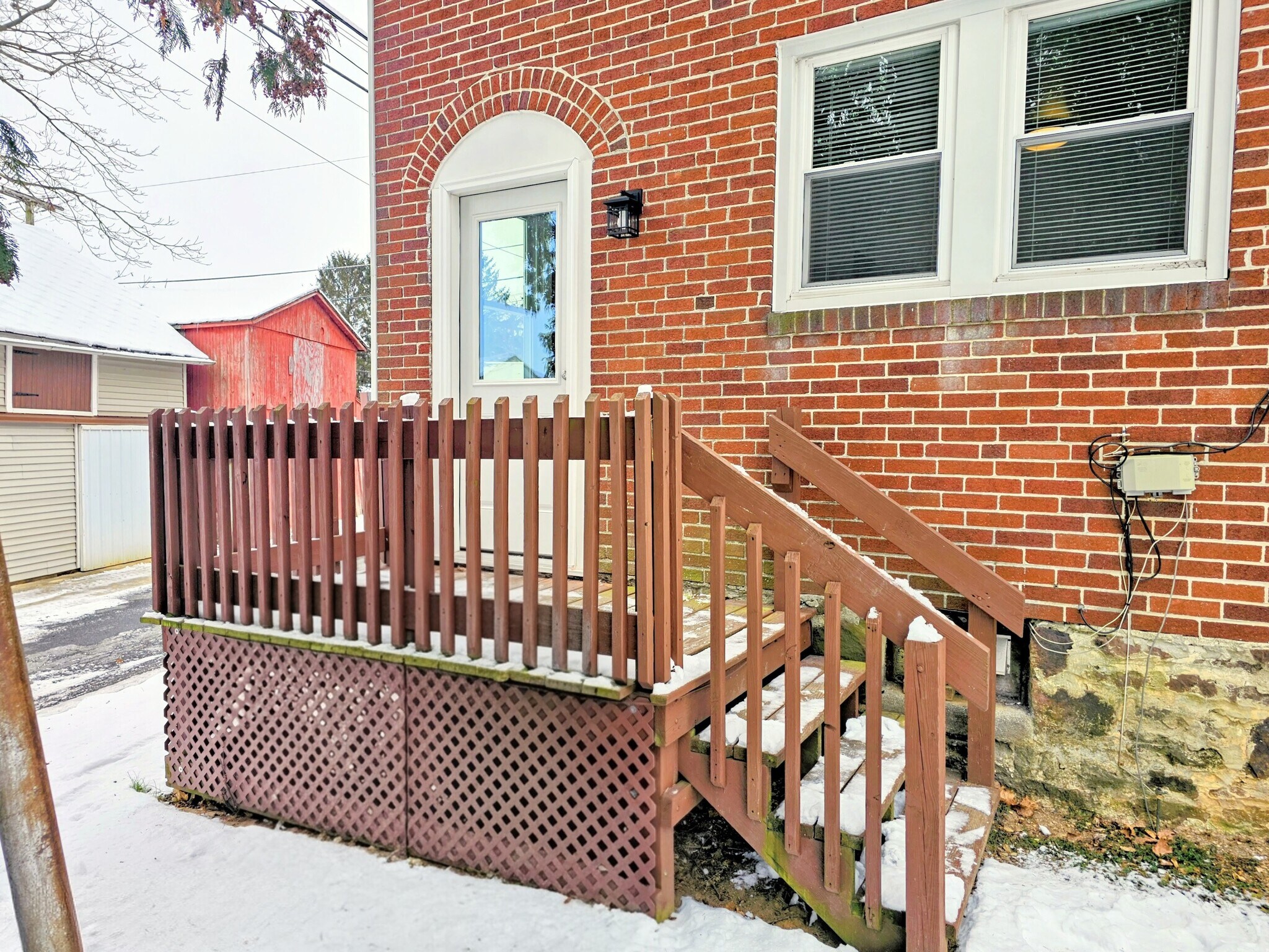 Building Photo - 221 Arch St