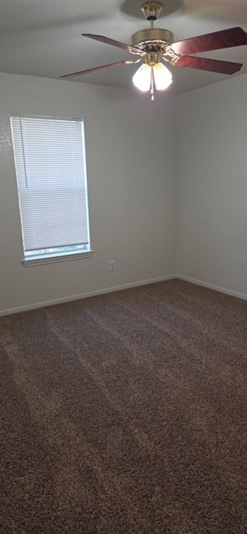 Building Photo - 3400 Cantabrian Dr