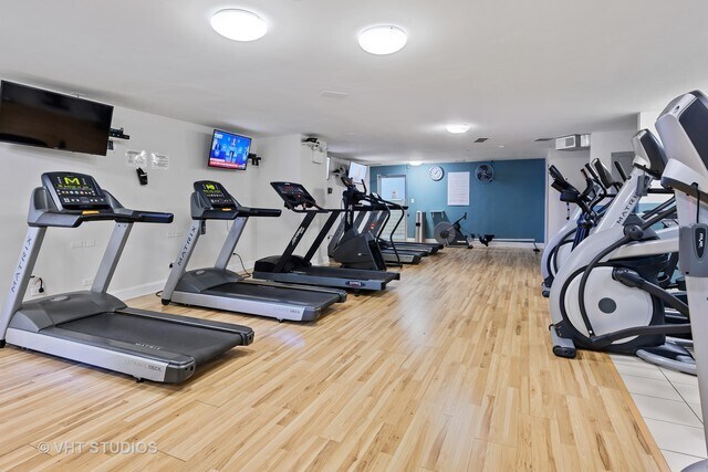 Building Photo - 3600 N Lake Shore Dr