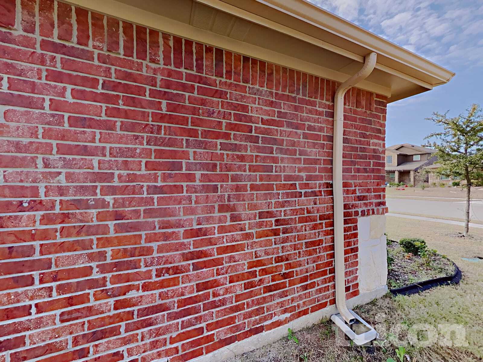Building Photo - 916 Roland Dr
