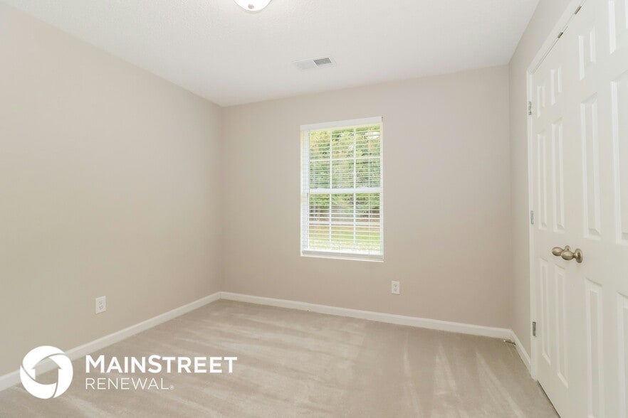 Building Photo - 542 Scrooch Ct