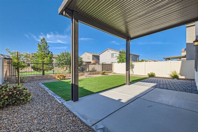 Building Photo - Gorgeous 2019 Build Home with Beautifully Landscaped Backyard! (COMING SOON)