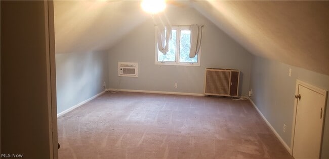 Building Photo - 12765 Butternut Rd