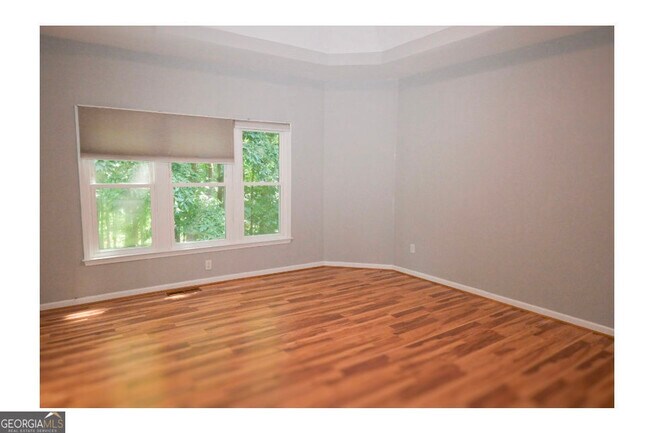 Building Photo - 3885 Waterford Dr
