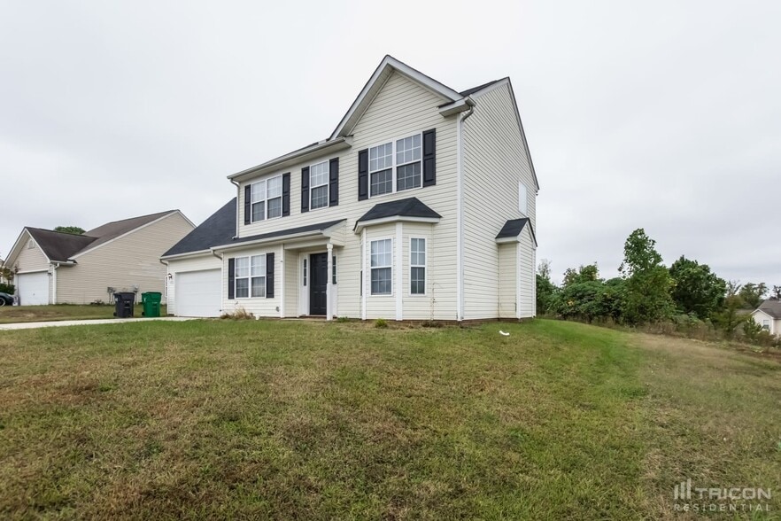 Building Photo - 11305 Silver Glen Ln