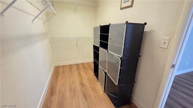 Building Photo - 628 Port Talbot Ave
