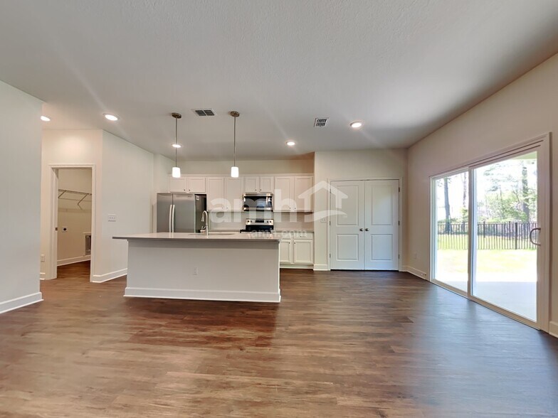 Building Photo - 12256 Sapp Rd