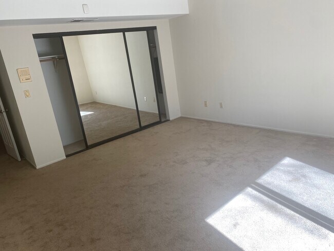 Building Photo - 4932 Buckboard Way