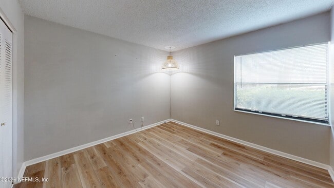Building Photo - 9 Tarragona Ct