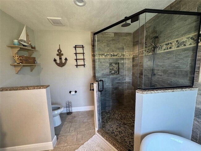 Building Photo - 5615 SW 138th Terrace