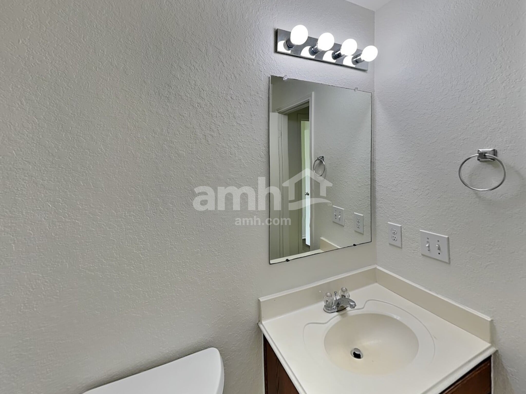 Building Photo - 1143 Desert Willow Ln