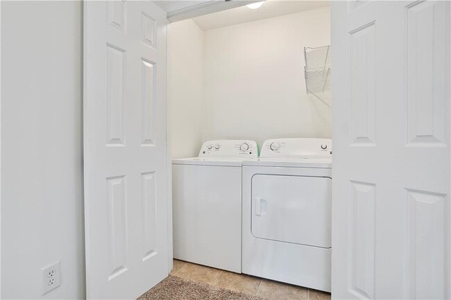 Building Photo - 4398 Village Field Place