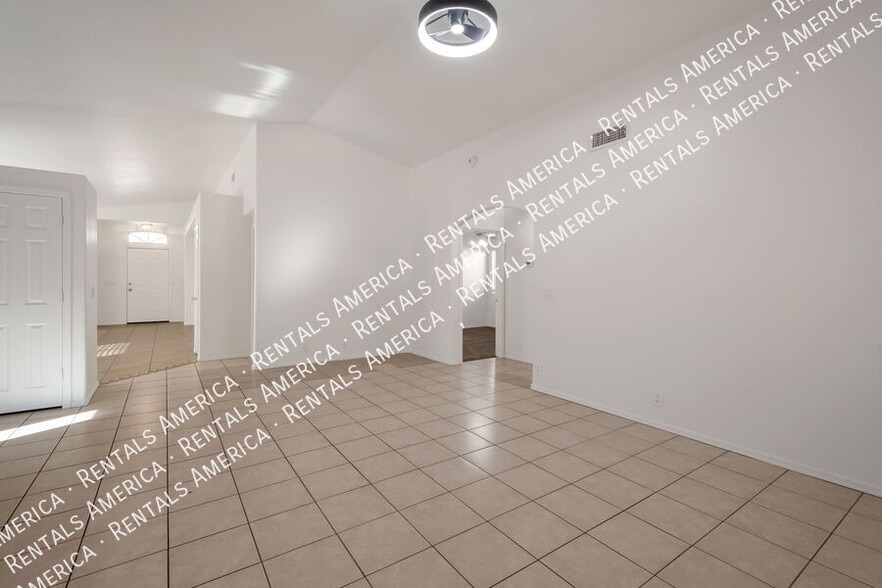 Building Photo - 295 N Hudson Pl