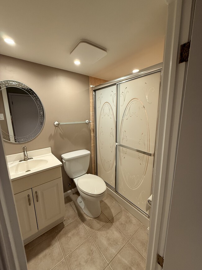 Building Photo - 19013 Quail Valley Blvd