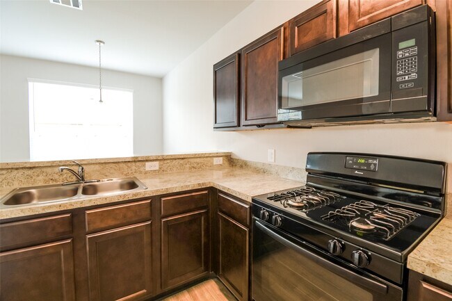 Building Photo - 3707 Atascocita Vale Dr