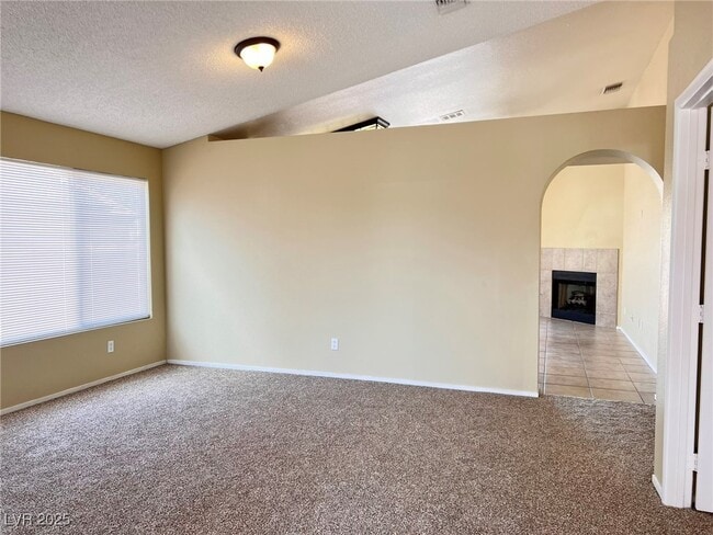 Building Photo - 837 Brahma Ln