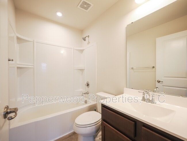 Building Photo - 411 Triple Crown Way