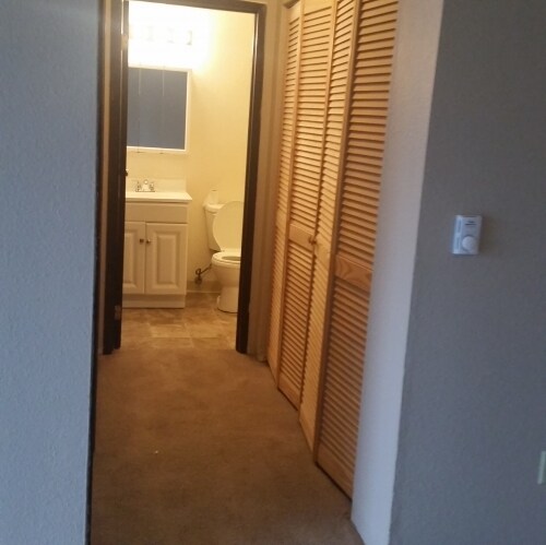 Building Photo - Willow Glen Apartments - 1 bedroom