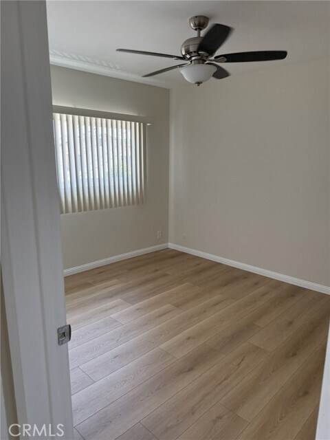 Building Photo - 1626 N Kingsley Dr