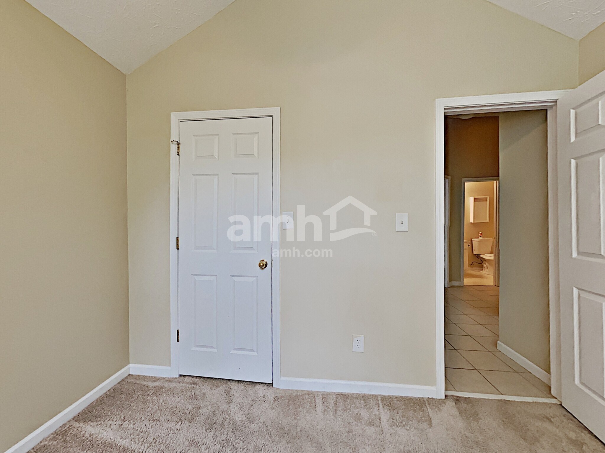 Building Photo - 1795 Charleston Oak Cir
