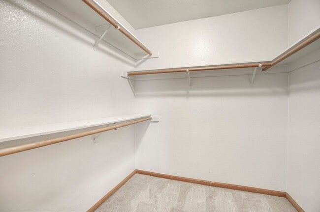 Building Photo - Spacious Tempe 4 bedroom