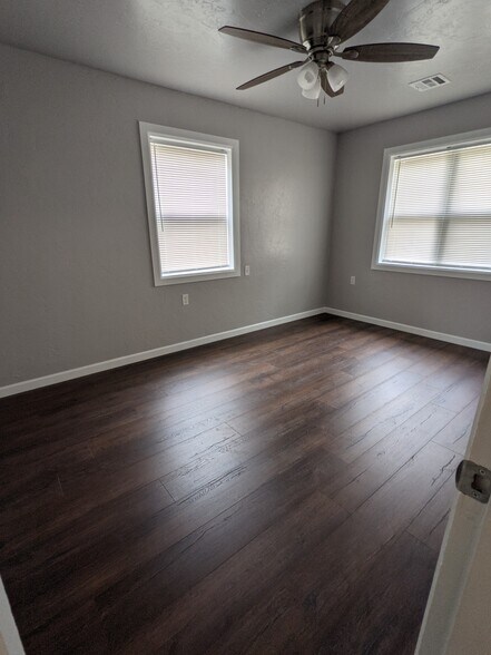 Bedroom 1 - 4324 NW 16th St