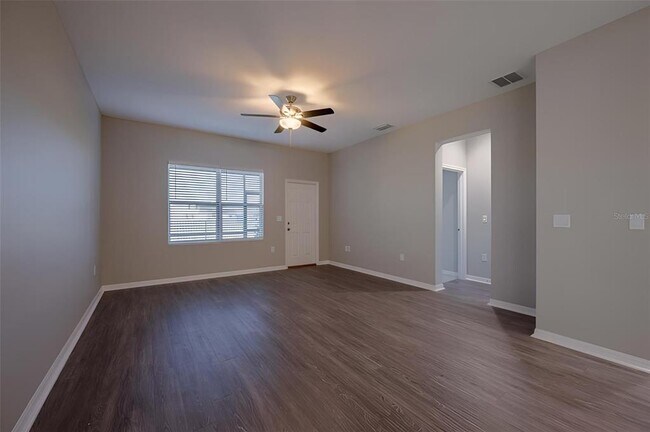 Building Photo - 3383 Cup Dr