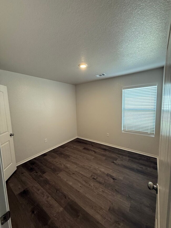 Building Photo - *4 Weeks Rent FREE!* BRAND NEW Three Bedroom | Two Bathroom Home in Vilonia